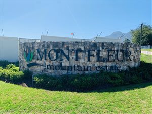 1600 m² Land available in Mont Fleur Mountain Estate
