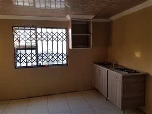 Bachelor apartment in Vosloorus