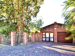 3 Bedroom House in Mount Pleasant