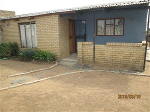 2 Bed House in Geluksdal