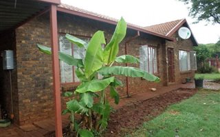 2 Bedroom House in Hesteapark