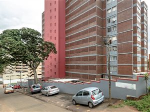 1.5 Bed Apartment in Overport