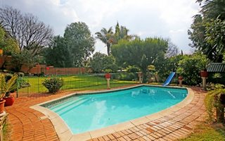 2 Bedroom Apartment in Lonehill
