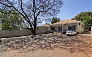 Commercial space in Orange Grove