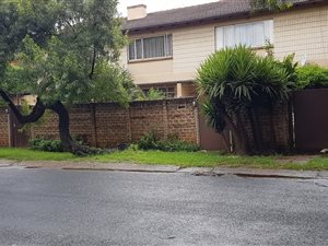 2 Bed Townhouse in Windsor West