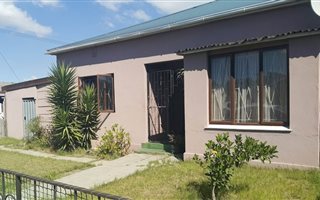 2 Bedroom House in Bellville South