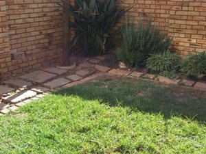2 Bed Apartment in General Alberts Park