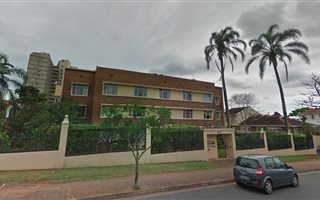 2 Bedroom Flat in Essenwood