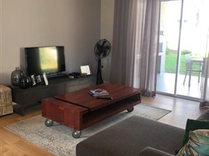 3 Bed House in Somerset Lakes
