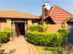 3 Bed House in Moregloed