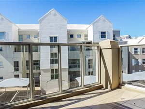 2 Bed Apartment in Diaz Beach