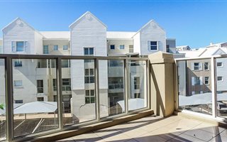 2 Bedroom Apartment in Diaz Beach