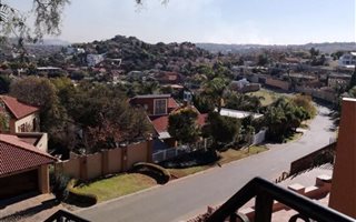 1 Bedroom House in Bassonia