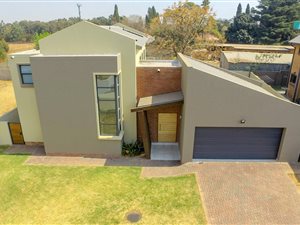 3 Bed House in Rietvalleirand