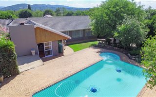 4 Bedroom House in Dowerglen