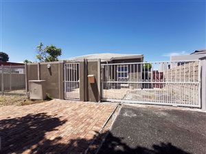 3 Bed House in Rondebosch East