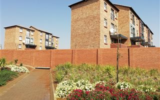 2 Bedroom Apartment in Lotus Gardens