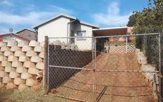 3 Bedroom House in Southgate