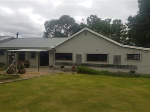 21.1 ha Smallholding in Kamberg