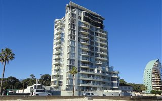 2 Bedroom Apartment in Beachroad