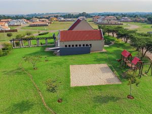 505 m² Land available in Century Manor