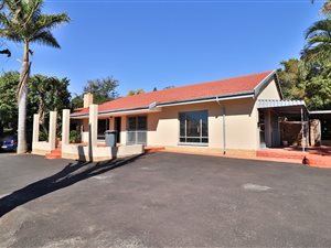5 Bed House in Magalieskruin