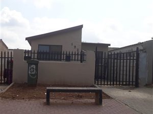 3 Bedroom House in Westbury