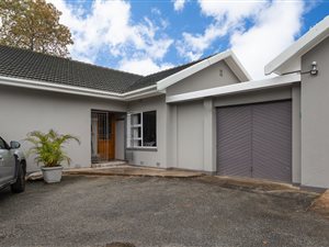 4 Bed House in Heather Park