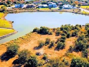 758 m² Land available in Six Fountains Estate