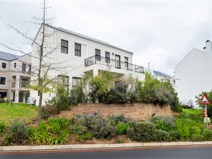 3 Bed House in Welgevonden Estate
