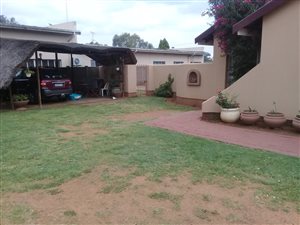 3 Bed House in Flora Gardens