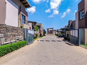 2 Bed Flat in Glen Eagles Estate