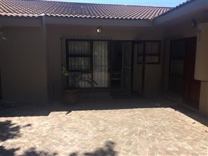 1 Bedroom Garden Cottage in Eversdal