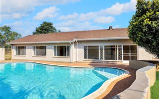 3 Bedroom House in Ontdekkers Park