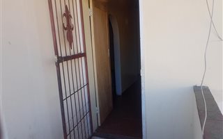 3 Bedroom Apartment in Oranjesig