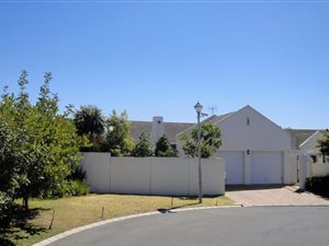 3 Bed Townhouse in Pinehurst