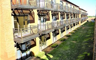1 Bedroom Apartment in Bainsvlei
