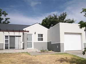 2 Bed House in Wellington Central