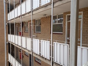 3 Bed Apartment in Sunnyside