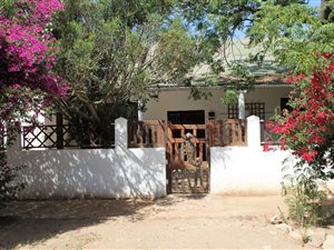 5 Bed House in Steytlerville