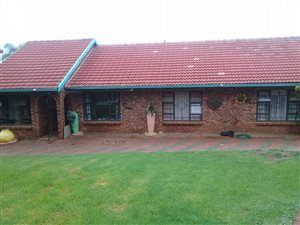 3 Bed House in Suiderberg