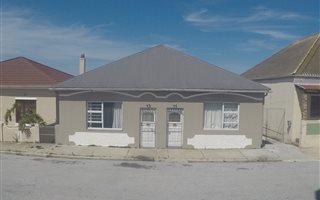 5 Bedroom House in North End