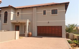 3 Bedroom Townhouse in Xanadu