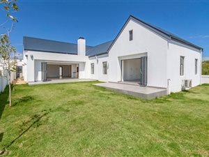 4 Bed House in Croydon Olive Estate