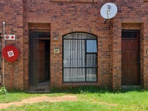 2 Bed Apartment in Eden Park