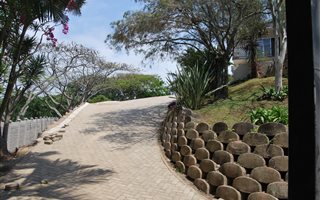 2 Bedroom Flat in Amanzimtoti