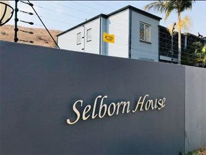 2 Bed Flat in Suiderberg