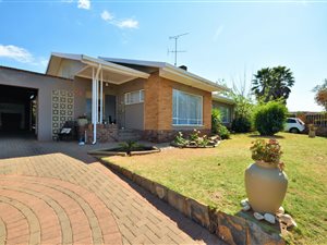 3 Bed House in Quellerie Park