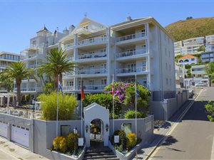 3 Bed Apartment in Green Point