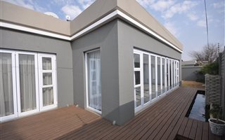 2 Bedroom Townhouse in Risiville